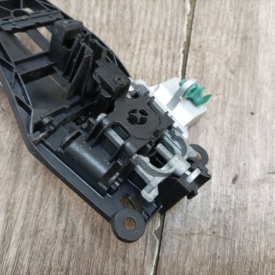Ручка двери внешняя Opel Astra H 2007 5дв хечбек Задн. Прав. - изображение 2