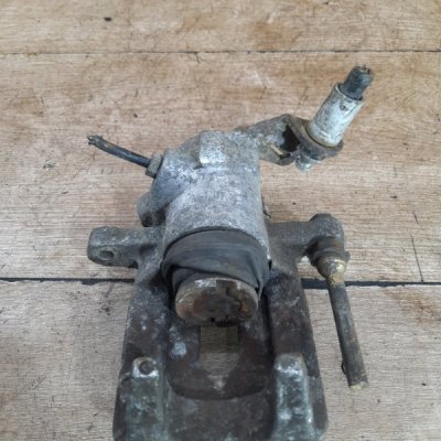 Тормозной суппорт Peugeot 307 2005 хетчбэк-5ти дв. KFU(ET3J4) Задн. Прав. - изображение 7