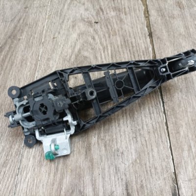 Ручка двери внешняя Opel Astra H 2006 5дв хечбек Задн. Прав. - изображение 4
