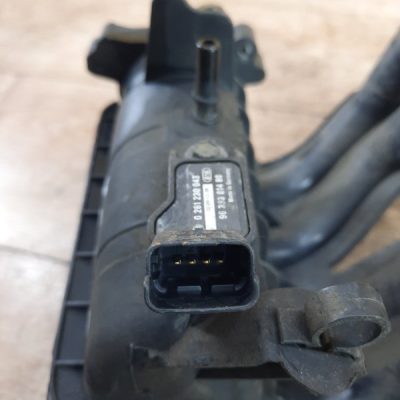 Коллектор впускной Peugeot 206 2003 TU3JP(KFW) хетчбек 5 дв - изображение 9