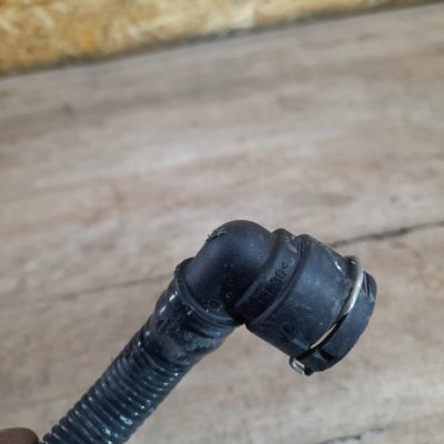 Трубка сапуна Opel Zafira B 2007 Z16XE1 1.6 минивен - изображение 8