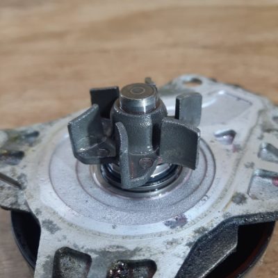 Помпа Toyota Aygo 2006 1KR-FE хетчбэк 3дв. - изображение 7