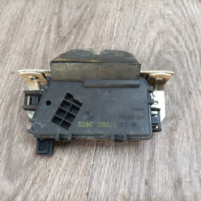 Замок крышки багажника Opel Astra H 2007 хетчбэк 3-х дв. - изображение 4