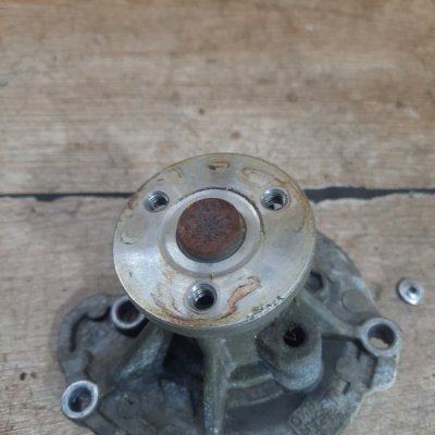 Помпа Nissan Micra 2007 хетчбэк 3дв. CR12DE - изображение 3