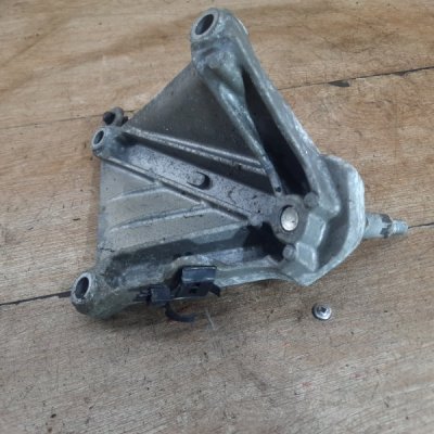 Кронштейн МКПП Nissan Micra 2007 хетчбэк 3дв. CR12DE Лев. - изображение 7