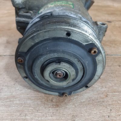 Компрессор кондиционера Volkswagen Polo 2005 BKY хетчбэк 3дв. - изображение 4