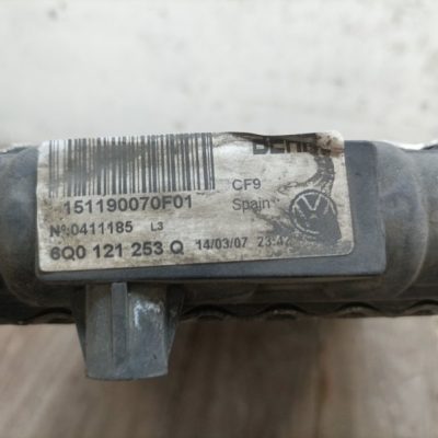Радиатор ДВС Volkswagen Polo 2005 BKY хетчбэк 3дв. - изображение 7