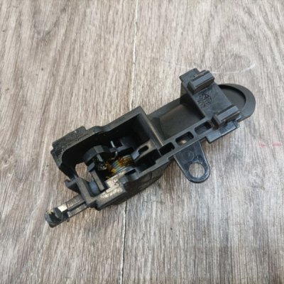 Ручка двери внутренняя Toyota Yaris 2001 хетчбэк 5-ти дв. Задн. Лев. - изображение 2