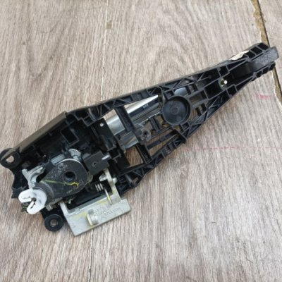 Ручка двери внешняя Opel Astra J 2010 хетчбэк 5дв. A16XER 1.6 Перед. Прав. - изображение 4