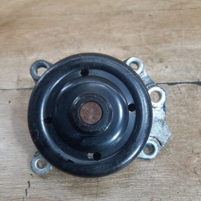 Помпа Toyota Aygo 2008 1KR-FE хетчбэк 5дв. - изображение 2