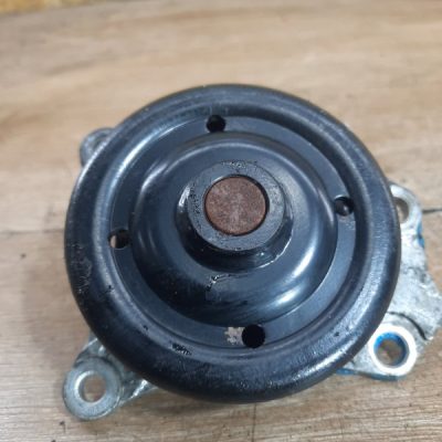 Помпа Toyota Aygo 2008 1KR-FE хетчбэк 5дв. - изображение 3