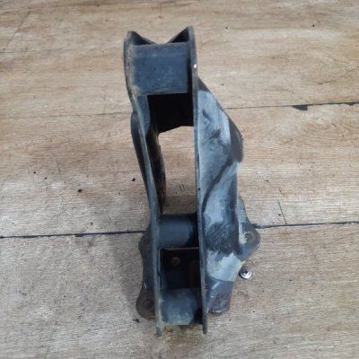 Кронштейн АКПП Honda Civic 2003 хетчбэк 5дв. D16V1 Задн. - изображение 2