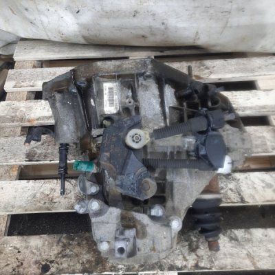 МКПП Renault Megane 3 2011 хетчбэк 5дв. K4M858 - изображение 11