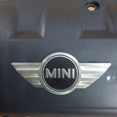 Декоративная крышка двигателя Mini Cooper 2010 N16B16M хетчбэк 3дв. - изображение 3