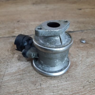 Клапан EGR (ЕГР) Volkswagen Beetle 2000 хетчбэк-3х дв. AQY - изображение 5