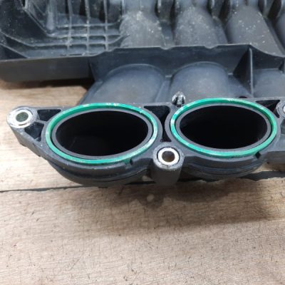 Коллектор впускной Volvo S40 2006 B5244S4 Седан - изображение 10