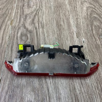 Стоп-сигнал крышки багажника Toyota Yaris 2003 хетчбэк 3-х дв., Задн. - изображение 6