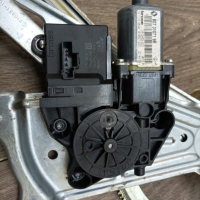 Стеклоподъемник Renault Megane 3 2011 K4M858 хетчбэк 5дв., Перед., Лев. - изображение 2