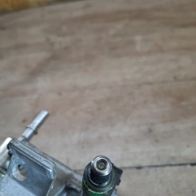 Топливная рампа Ford Fiesta 2005 FXJA/FXJB хетчбэк 5дв. - изображение 7
