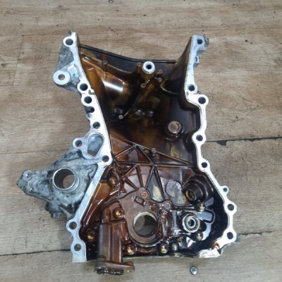 Передняя крышка двигателя Toyota Aygo 2007 хетчбэк 3дв. 1KR-FE - изображение 11