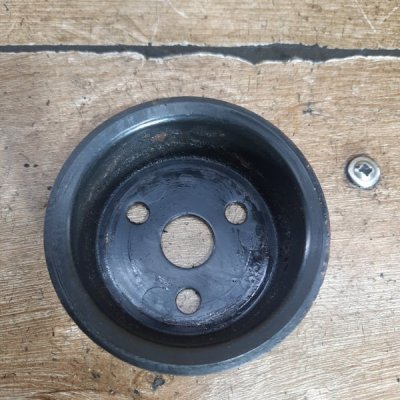 Шкив помпы Nissan Micra 2005 хетчбэк 5дв. CR12DE - изображение 4