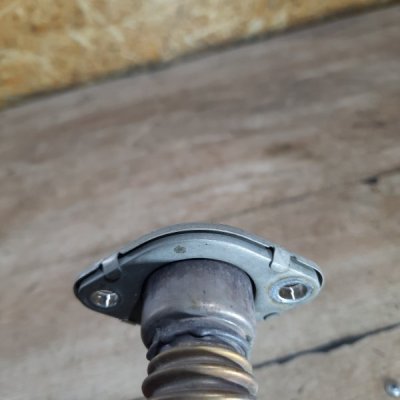 Трубка клапана EGR (ЕГР) Volkswagen Golf 5 2007 хетчбэк 5дв. BLF - изображение 6