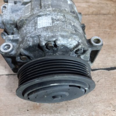 Компрессор кондиционера Volkswagen Golf 5 2007 хетчбэк 5дв. BLF - изображение 7