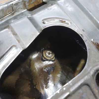 Масляный поддон ДВС Renault Clio 1997 хетчбэк 5дв. D7F - изображение 12