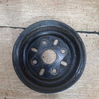 Шкив помпы Nissan Almera N16 2000 хетчбэк 5дв. QG15DE - изображение 3