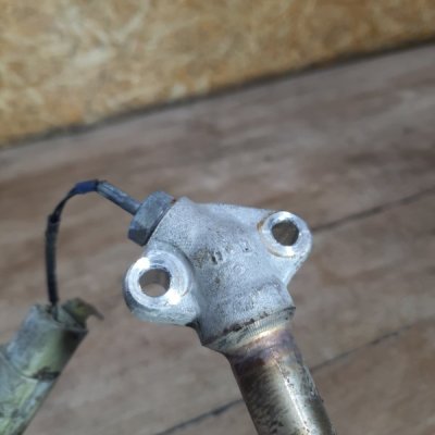 Трубка клапана EGR (ЕГР) Nissan Almera N16 2000 хетчбэк 5дв. QG15DE - изображение 2