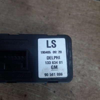 Кнопка стеклоподъемника Opel Zafira A 2004 минивен Z16XE 1.6 Перед. Лев. - изображение 5