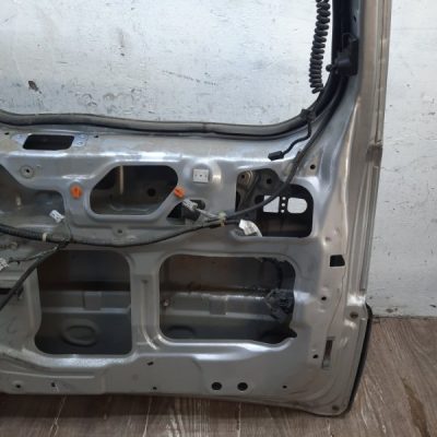 Дверь багажника Honda CR-V 2002 K20A4 внедорожник - изображение 10