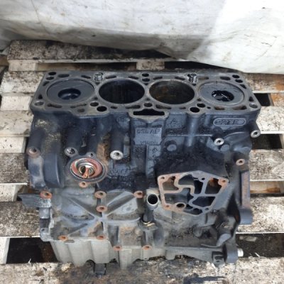 Шорт-блок Audi A4 2006 седан BRB - изображение 7