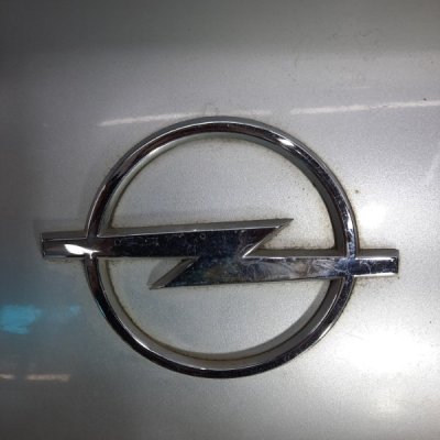 Накладка на крышку багажника Opel Tigra A 2000 купе X14XE 1.4 - изображение 9