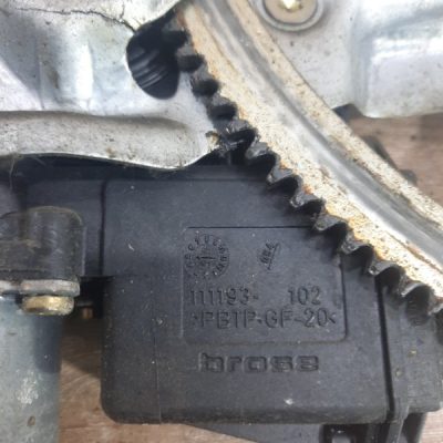 Стеклоподъемник Opel Tigra 2000 X14XE 1.4 купе, Лев. - изображение 4