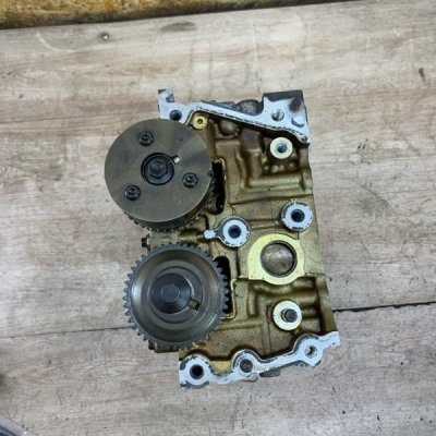Головка блока цилиндров Nissan Juke 2010 HR16DE - изображение 5