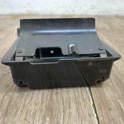 Пепельница Opel Monterey 1994 Джип Внедорожник 6VD1 - изображение 5