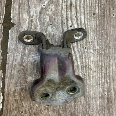Петля двери Opel Monterey 1994 Джип Внедорожник 6VD1 Задн. Прав. - изображение 2