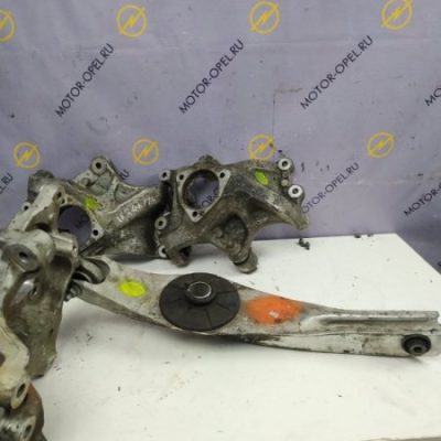Рычаг поперечный Opel Insignia 2009, Задн., Прав.