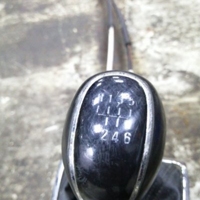 Ручка КПП Opel Astra J 2011 хетчбэк 5-ти дв. A17DTE - изображение 6