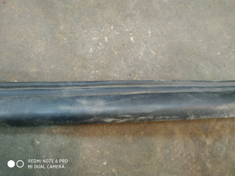 Уплотнительная резинка Opel Astra H 2008 хетчбэк 3-х дв. Прав.
