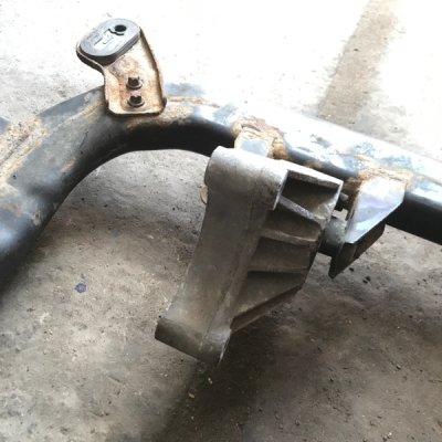 Подушка двигателя Opel Astra H 2007 Z19DT Перед. - изображение 3