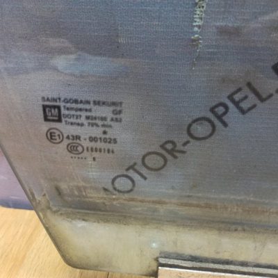 Стекло Opel Vectra C 2006 Z18XE хетчбэк 5-ти дв., Перед., Прав. - изображение 2