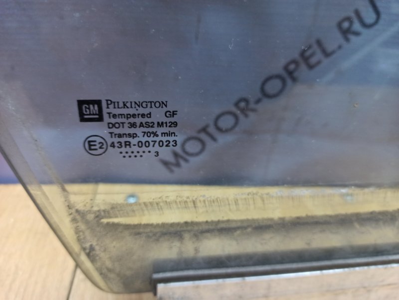 Стекло Opel Corsa C 2005 хетчбэк 5-ти дв. Z12XEP Перед. Прав.