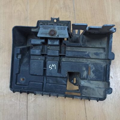 Полка аккумулятора Opel Corsa D 2004 хетчбэк 5-ти дв.