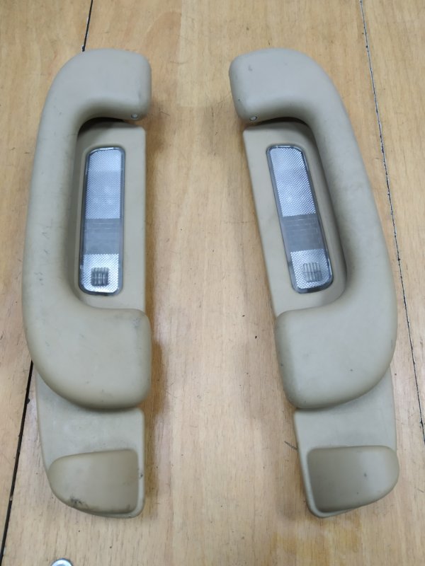 Ручка потолка Mercedes ML-350 2006 W164 3.5 М272 Задн.