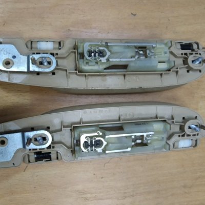 Ручка потолка Mercedes-Benz ML-350 2006 W164 3.5 М272 Задн. - изображение 9