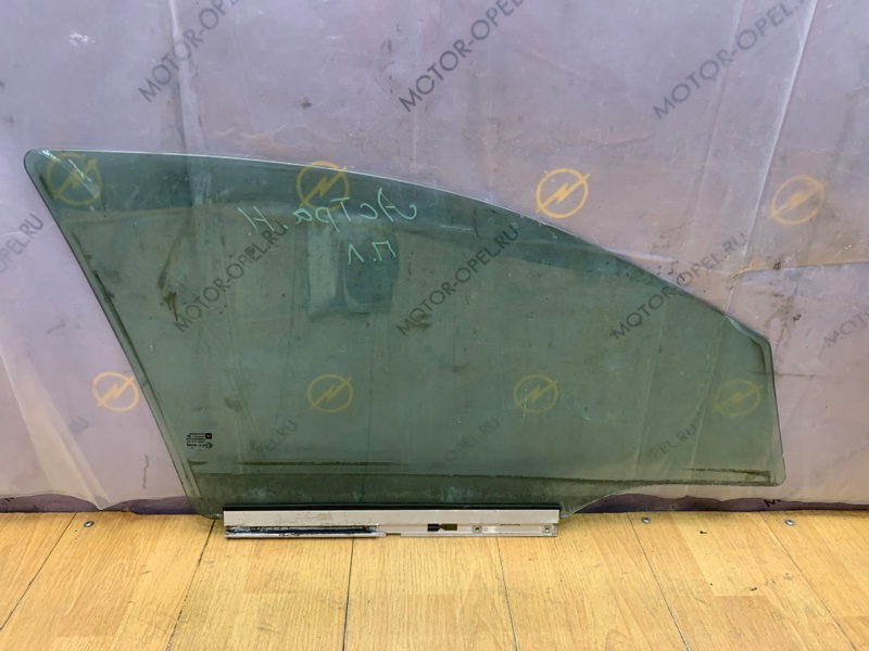 Стекло Opel Astra H 2004-2013 хетчбэк 5-ти дв. Перед. Лев.