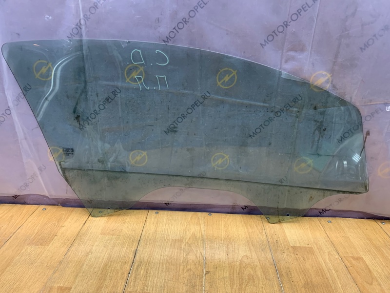 Стекло Opel Corsa D 2006-2010 хетчбэк 3-х дв., Перед., Лев. — изображение 3
