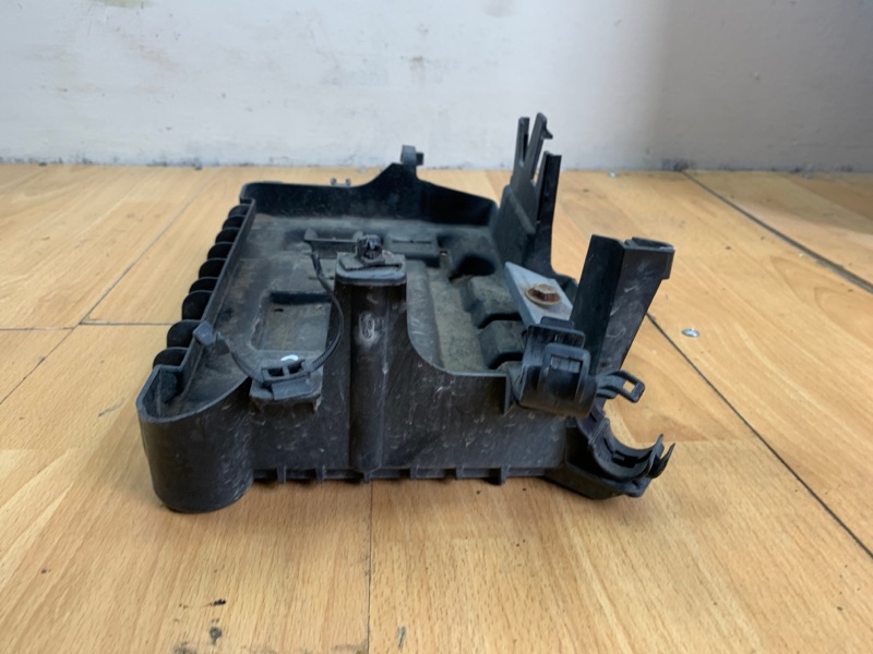 Полка аккумулятора Opel Corsa D 2006-2010